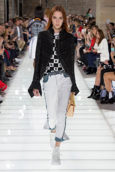 Look 20